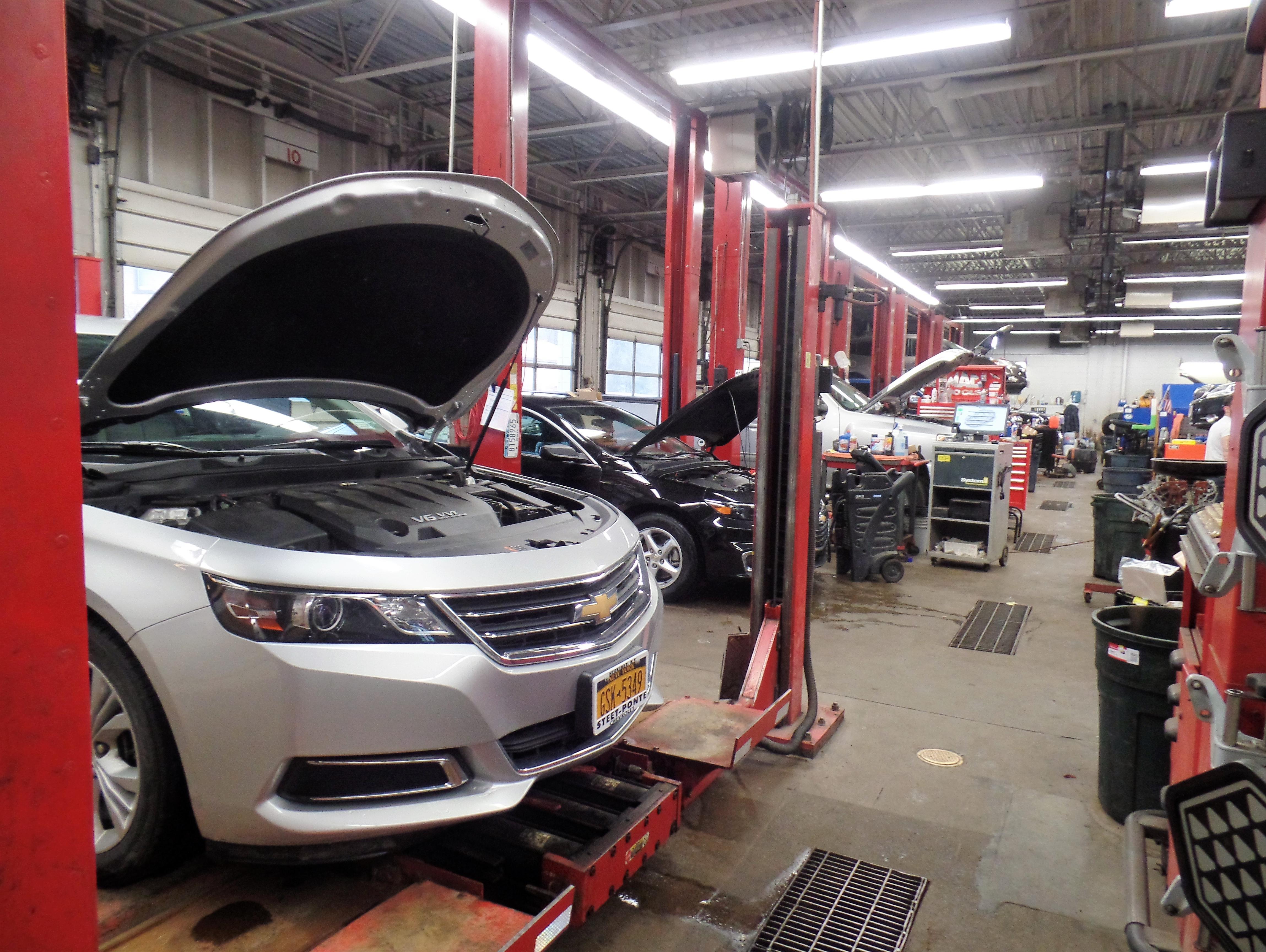 Steet Ponte Chevy Service