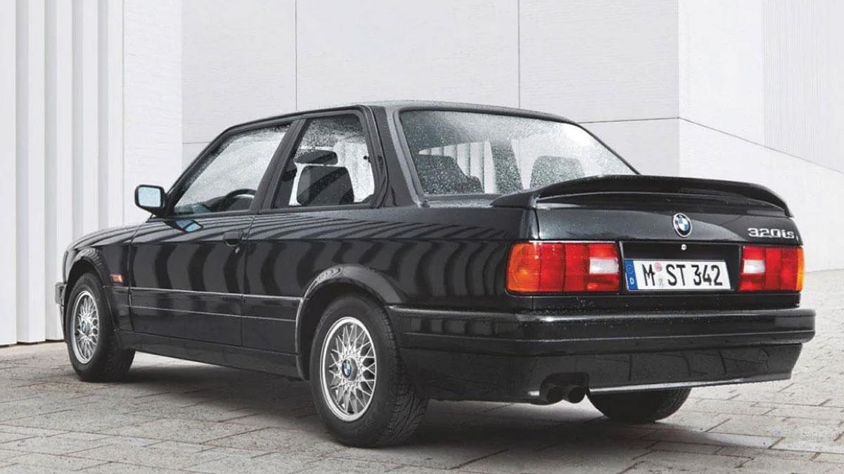 Rear view of a classic BMW 320IS 