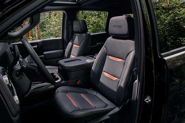 UNIQUE ACCENTED INTERIOR
