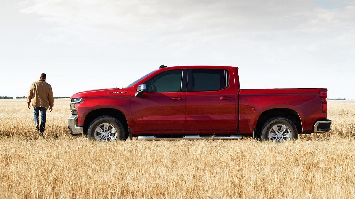2020 Silverado 1500 Side Profile