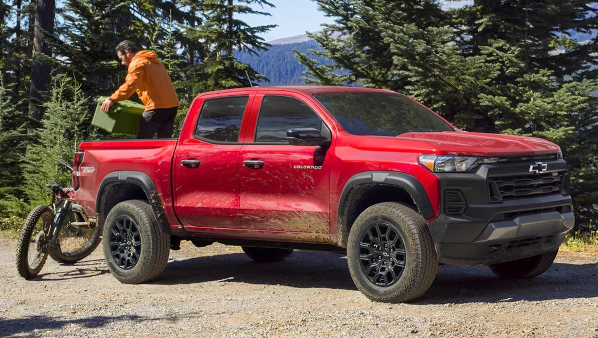 RUGGED GOOD LOOKS RUGGED GOOD LOOKS