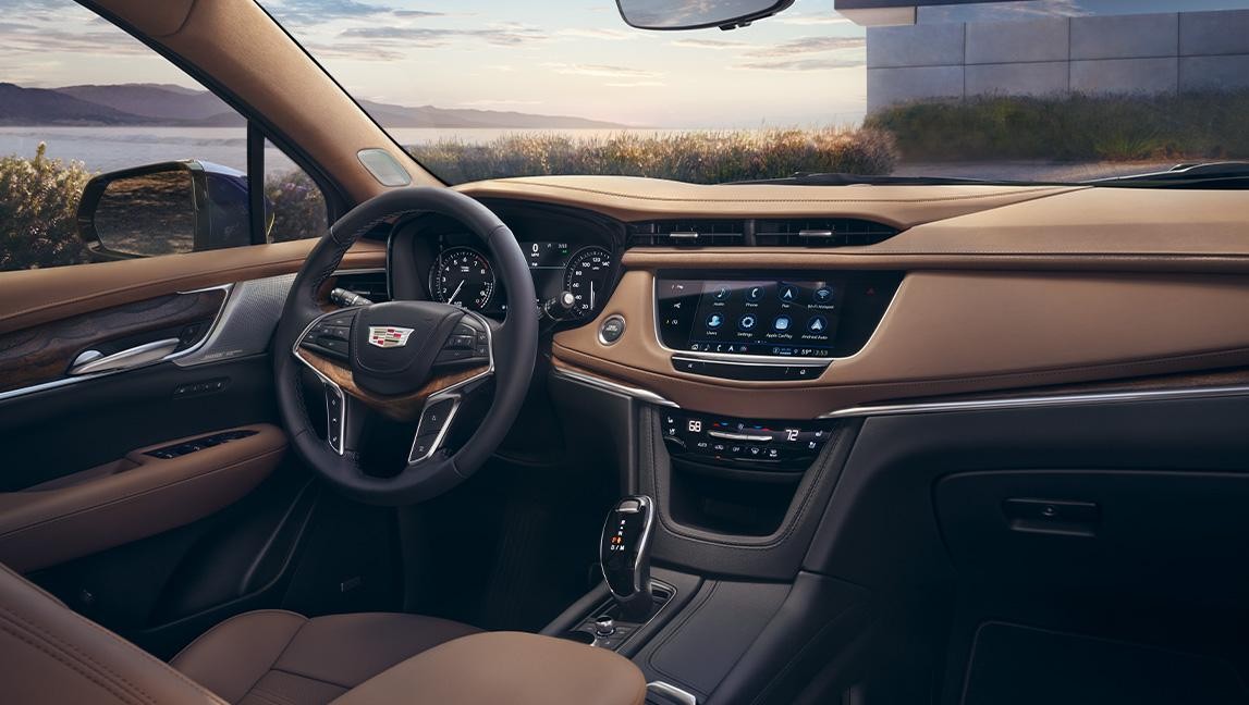 The Luxurious Interior Dashboard Display in The 2024 Cadillac XT5 The Luxurious Interior Dashboard Display in The 2024 Cadillac XT5