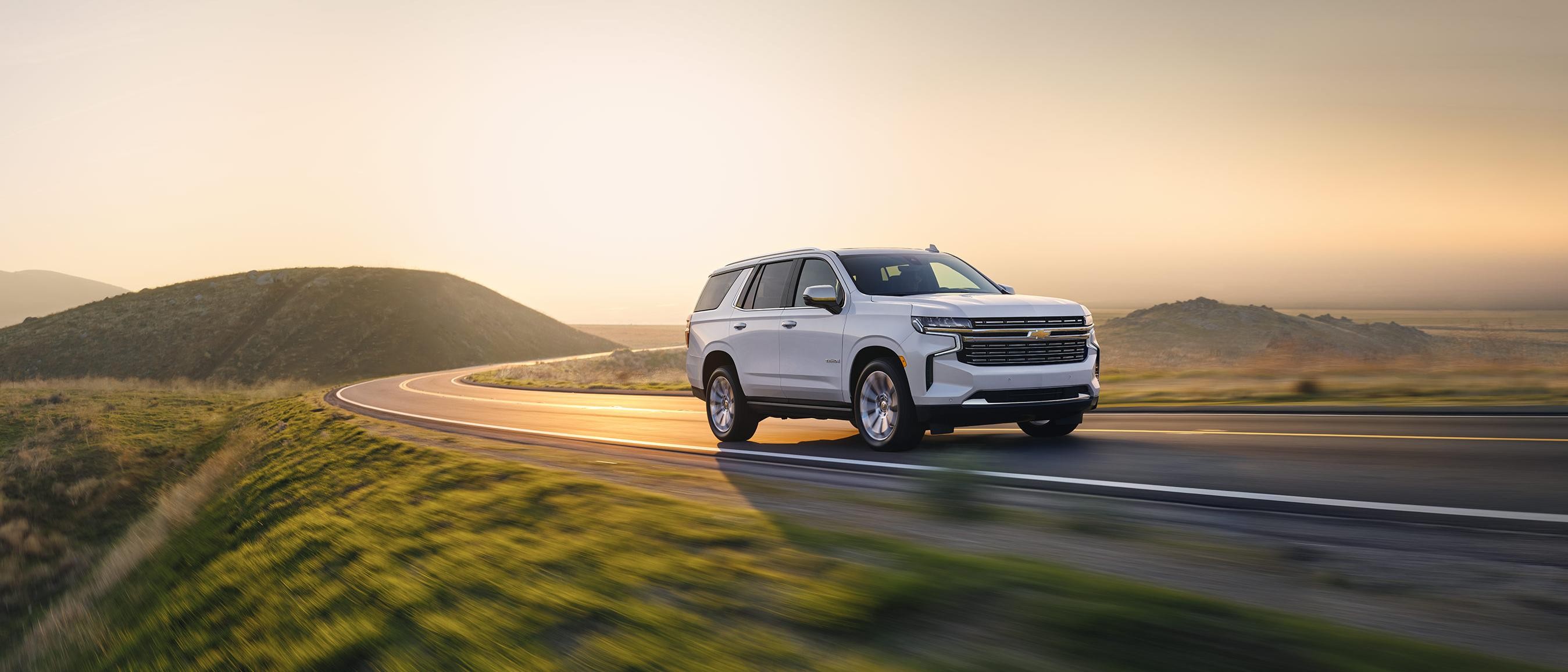 2021 Tahoe Premier Iridescent Pearl  