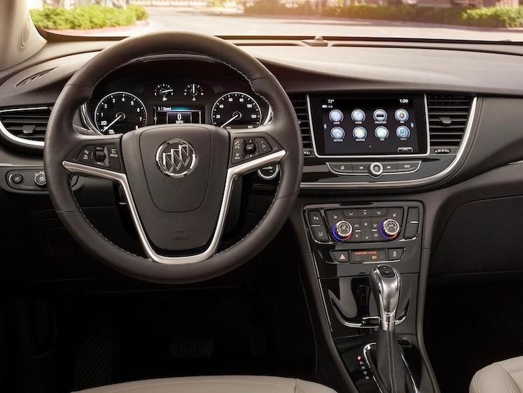 2020 Buick Encore Small Luxury SUV: Steering Wheel and Infotainment