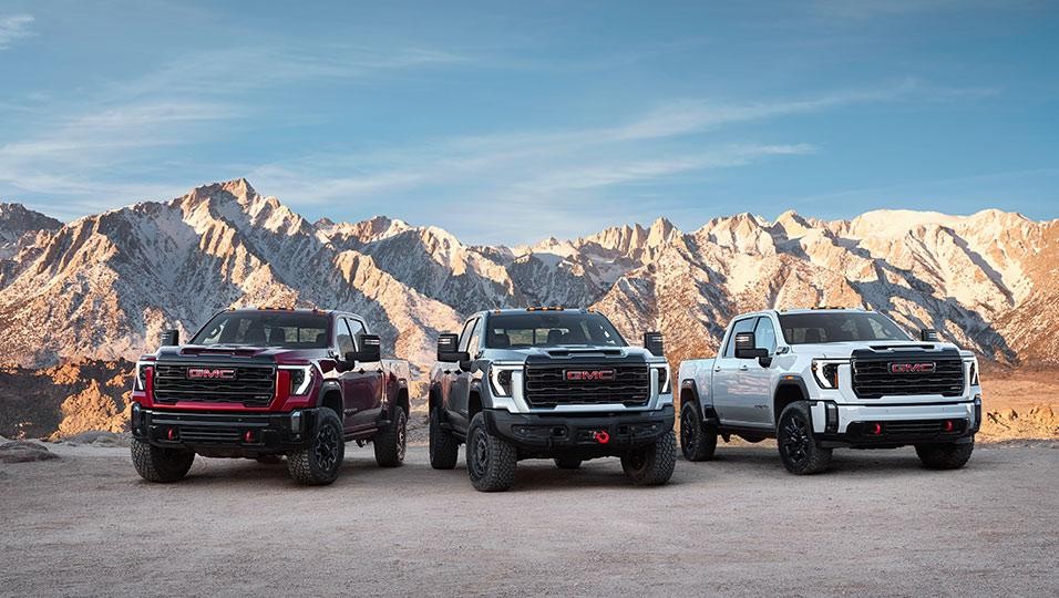 POWERFULLY BOLD EXTERIOR POWERFULLY BOLD EXTERIOR