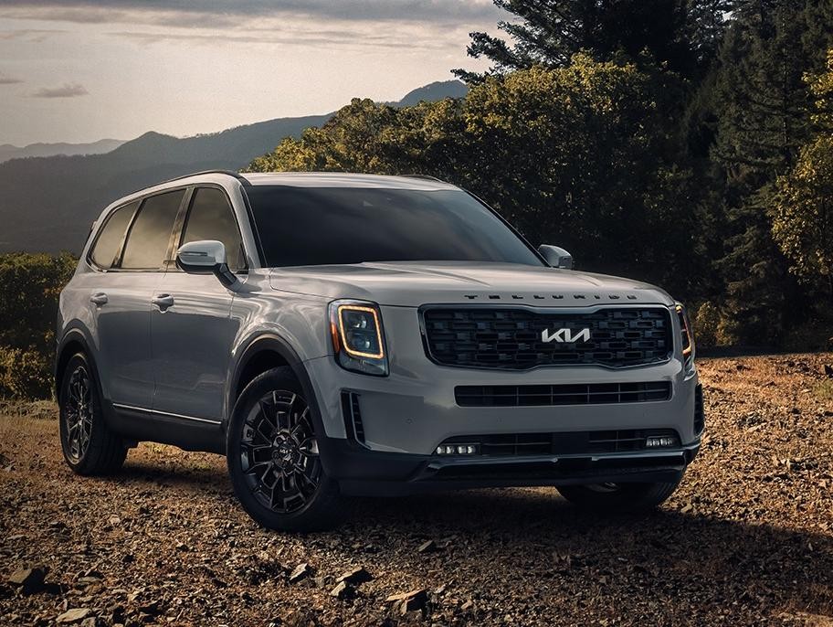 Dark Moss 2022 Kia Telluride Hero