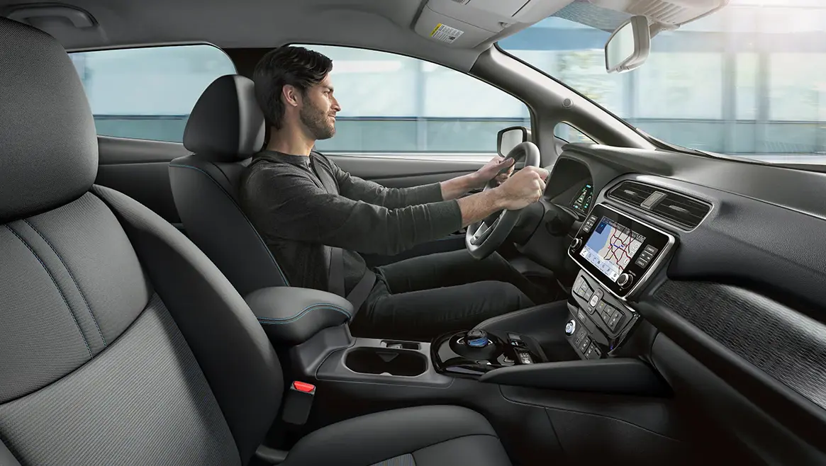 2025 Nissan LEAF®
