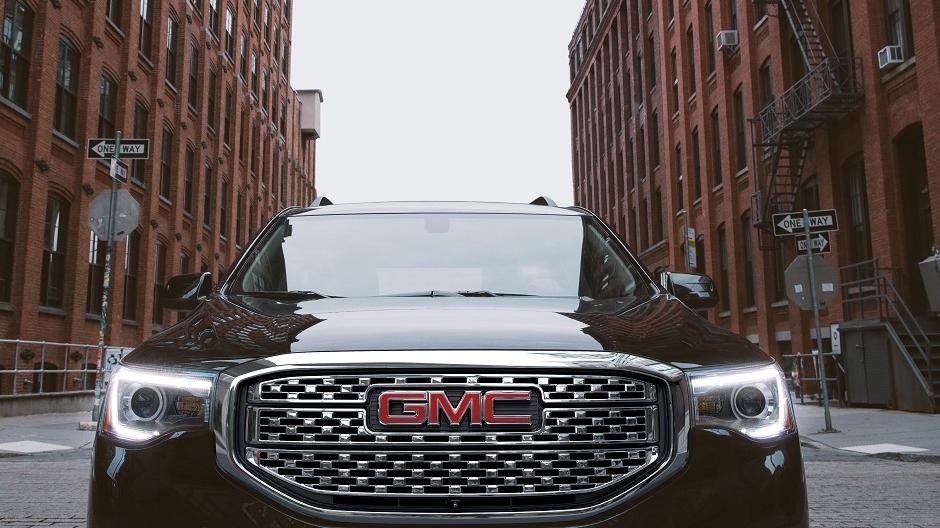 GMC Acadia Transmission Features  