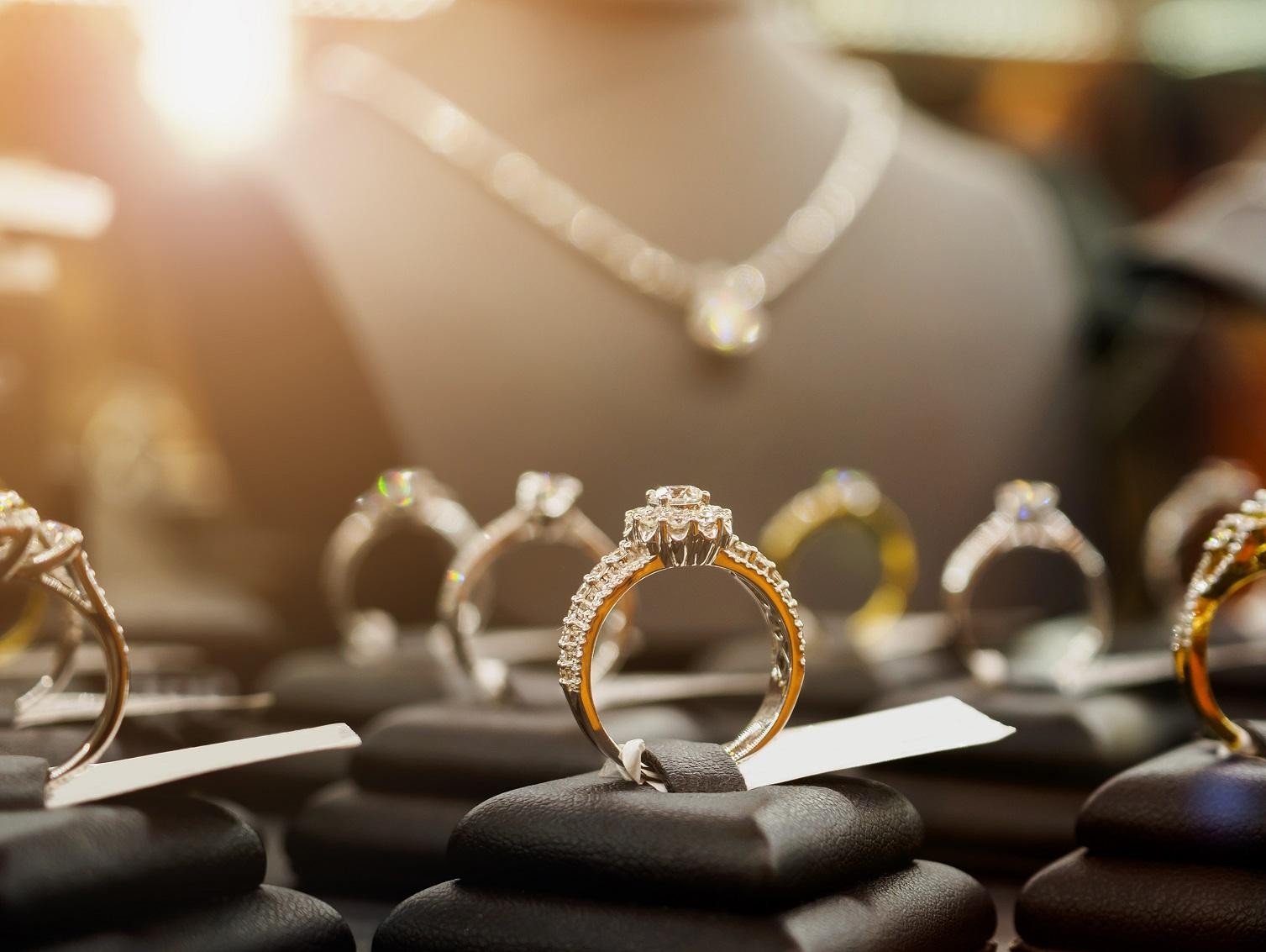 Best Jewelry Stores in Fishers, IN for Valentines Day