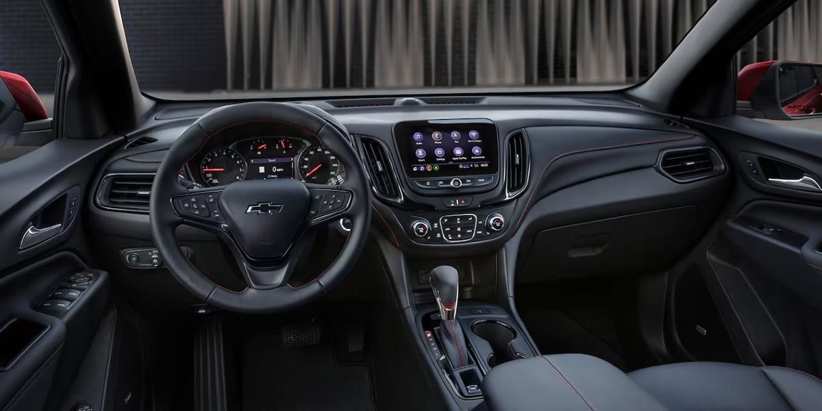 2024 Chevy Equinox interior tech