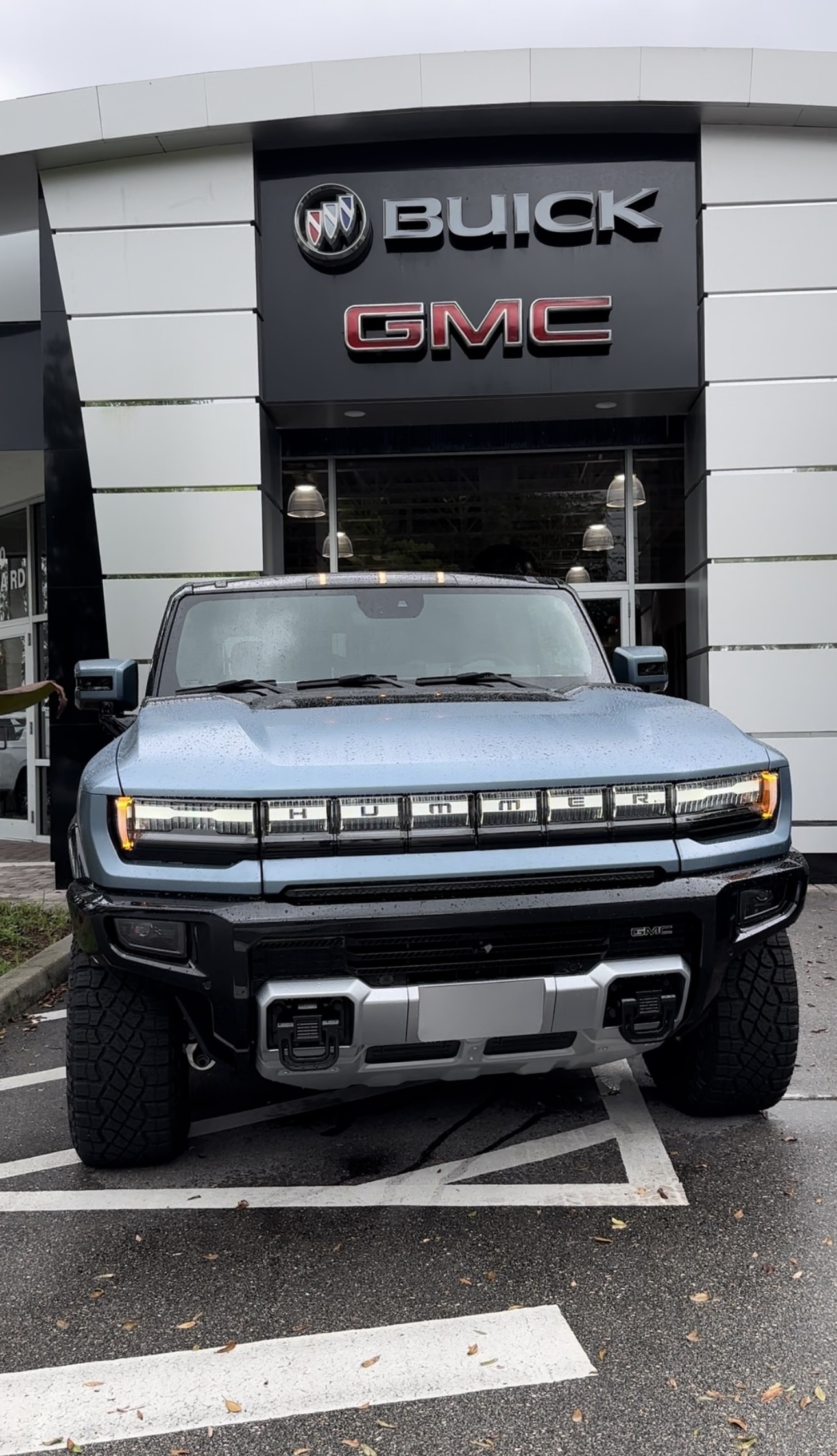 Hummer EV