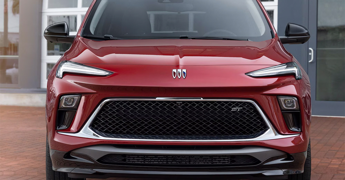 2025 Buick Encore GX Grill, logo and headlights up close