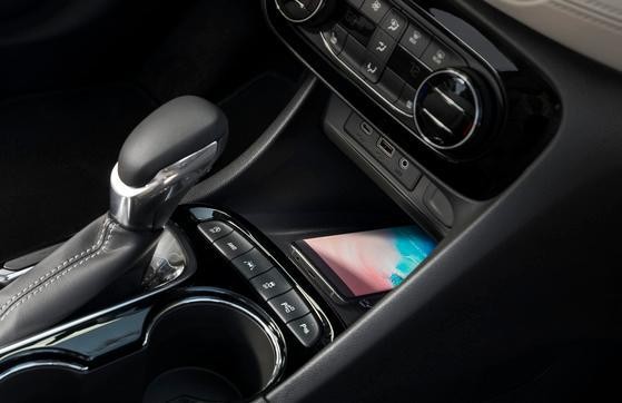 WHICH PHONES ARE COMPATIBLE?