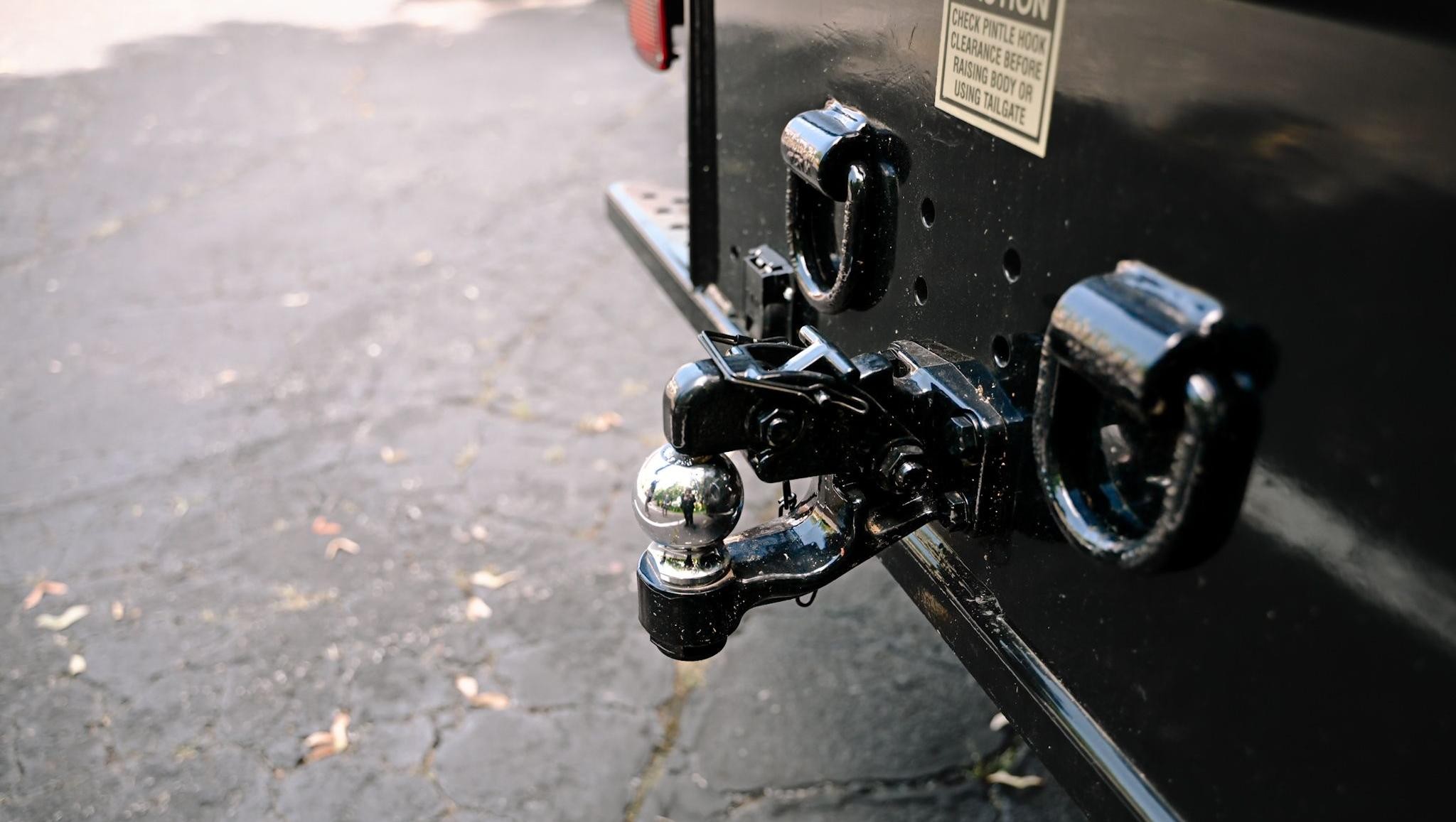 COMMERCIAL IMAGE 11