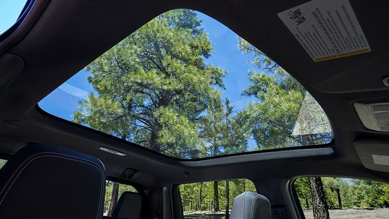 2025 Chevrolet Silverado EV Interior