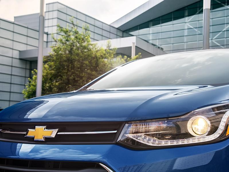 Front grille of a Chevrolet SUV