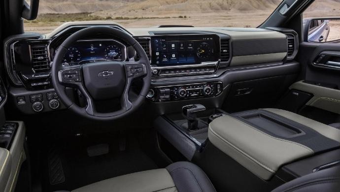 interior of 2023 chevrolet Silverado 1500