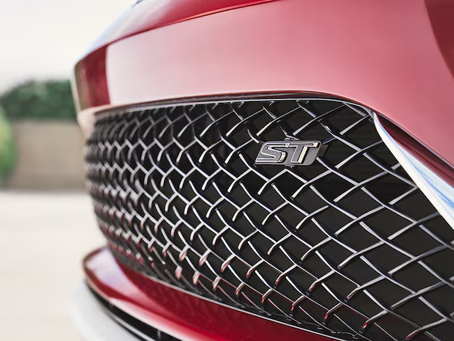 Buick Envista ST Grille