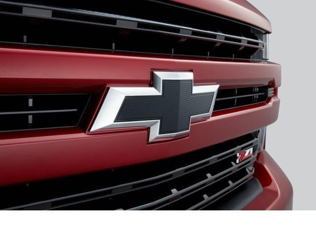 Bowtie Emblem Package in Black