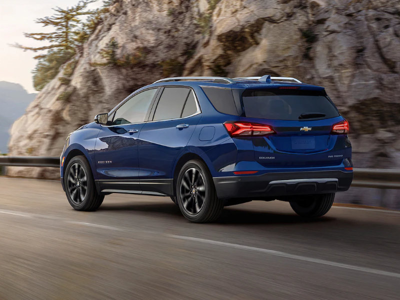 2022ChevroletEquinox-exterior-03