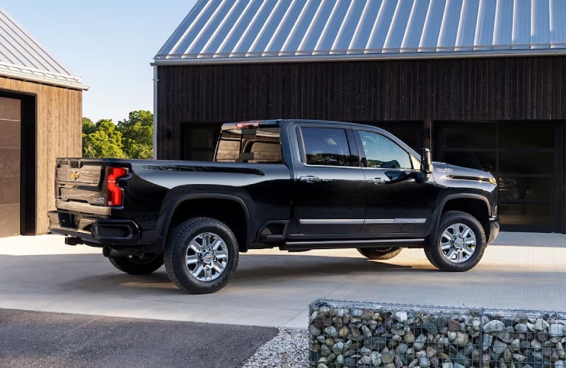 The 2024 Chevrolet Silverado's Multi-Flex Tailgate improves travel near Lakewood NJ
