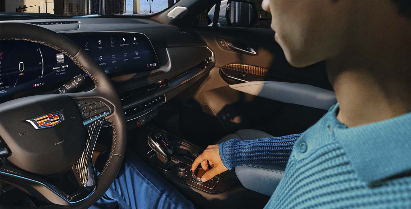 2025 Cadillac XT4