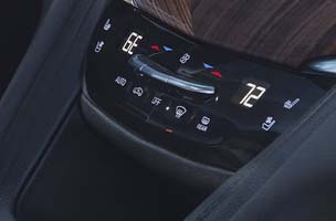 2025 Cadillac XT6
