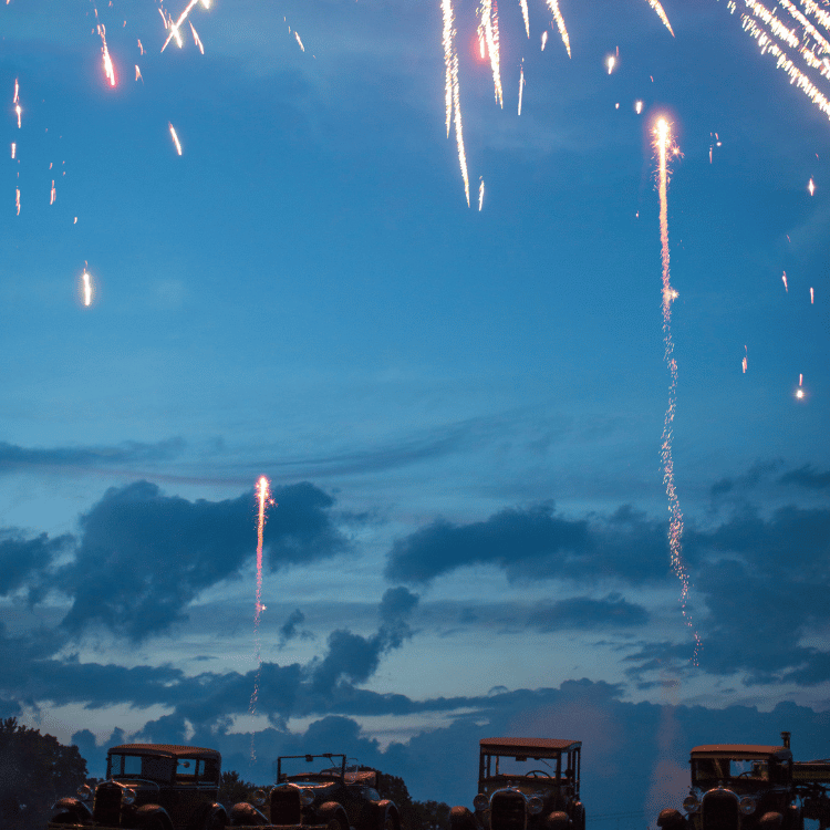 4th of July fireworks in the sky at dusk