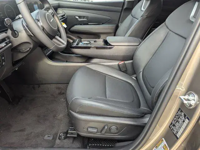 2025 Hyundai TUCSON Hybrid front seats