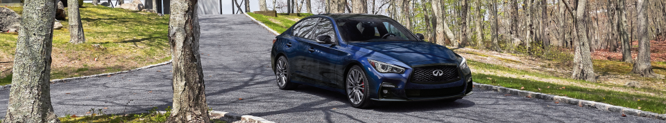Used INFINITI Q50 vs. INFINITI G35: Sculptural Style