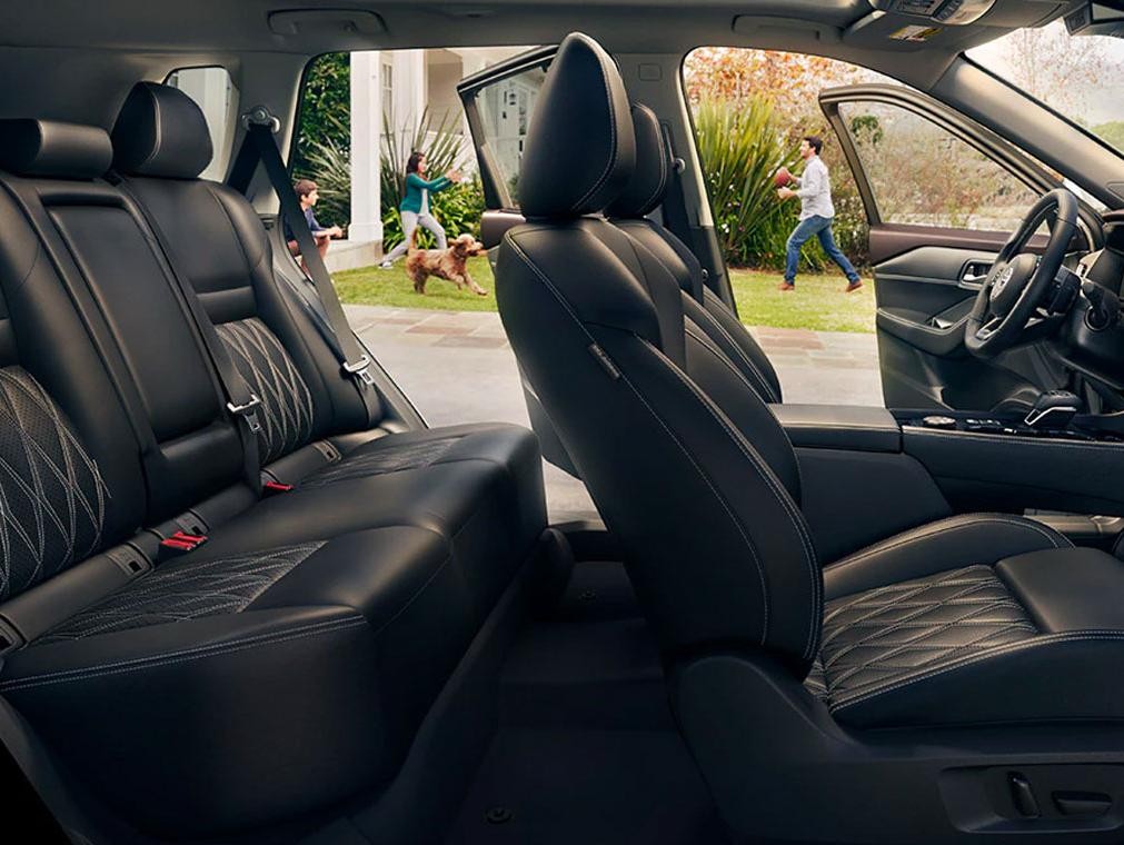 Nissan Rogue Interior