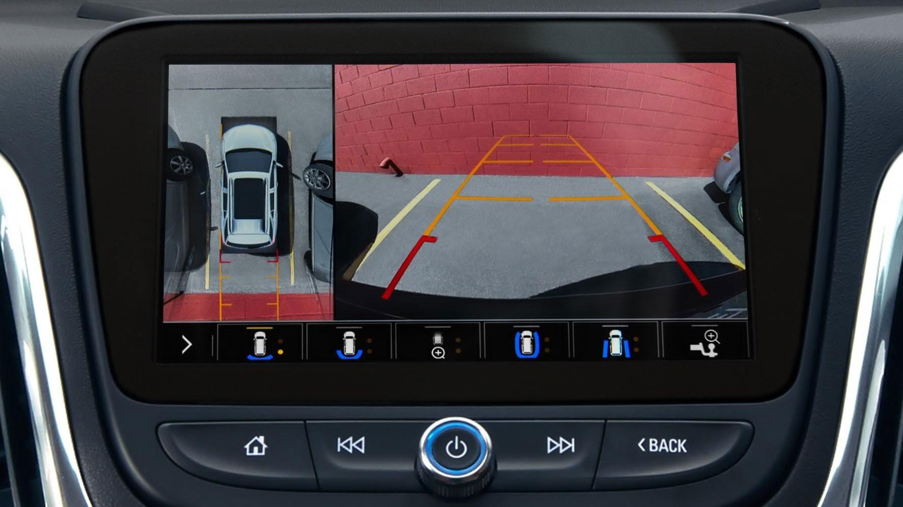 A White 2019 Equinox Dash screen.
