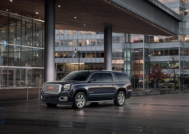 2017 GMC YUKON
