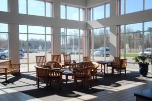 Spacious Seating Area