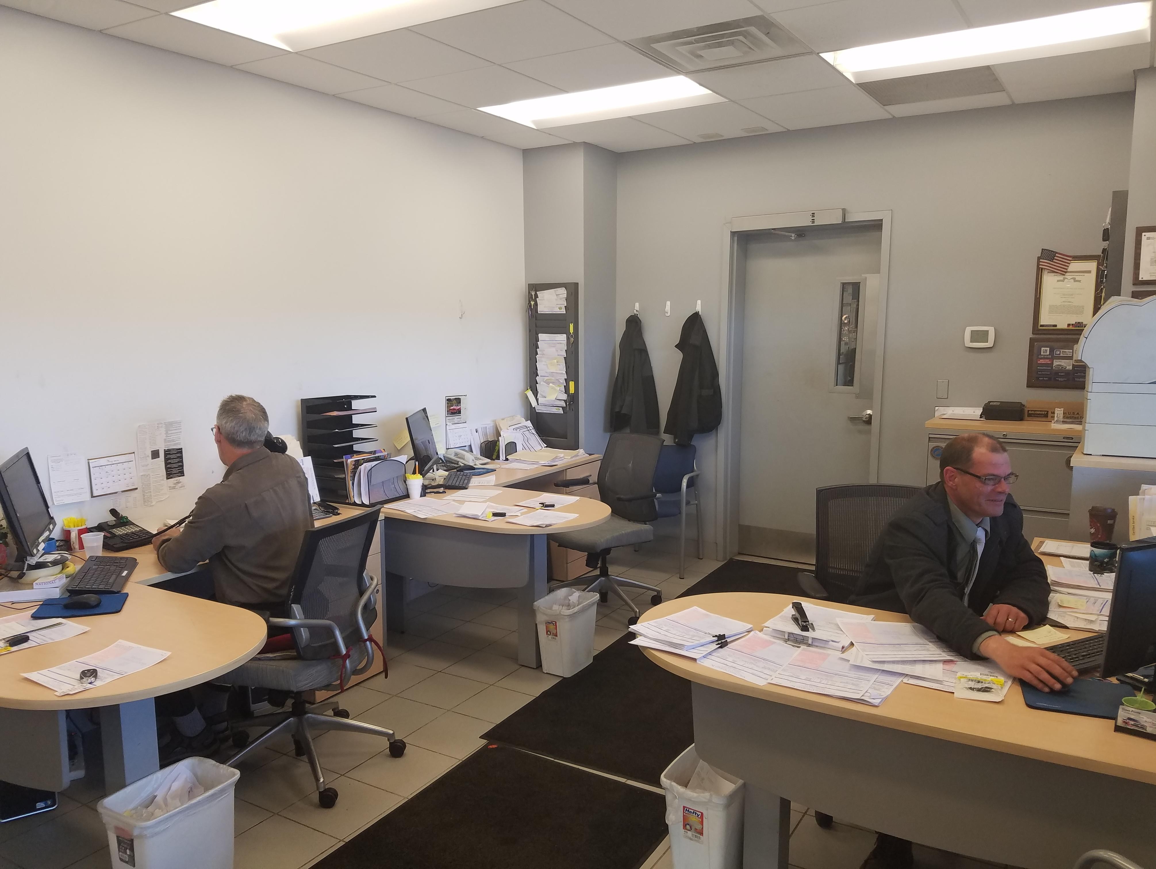 Steet Ponte Chevy Service Department