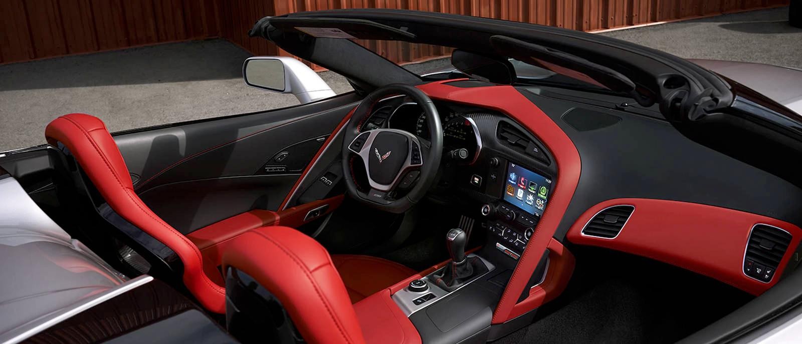 The all-leather interior of the 2018 Chevy Corvette