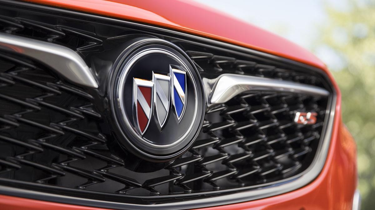 Front grille of a Buick LaCrosse with Buick Logo