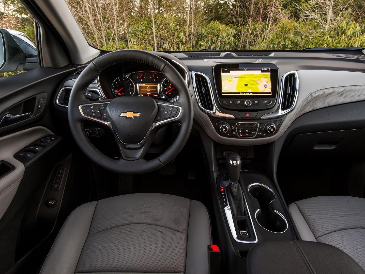 2018 Chevrolet Equinox Interior Front Seats
