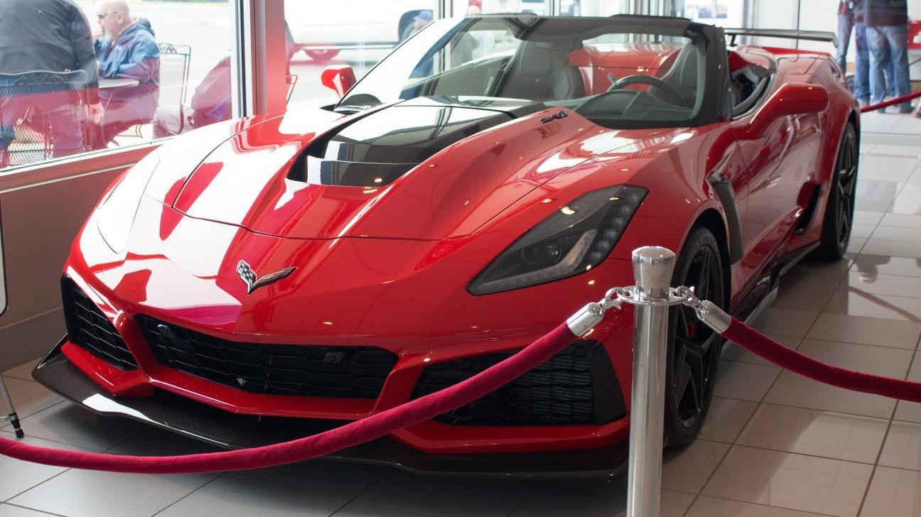 2018 Corvette & Classic Car Roll-in