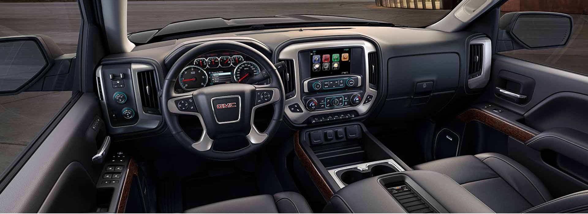 The interior dashboard of a 2018 GMC Sierra 1500