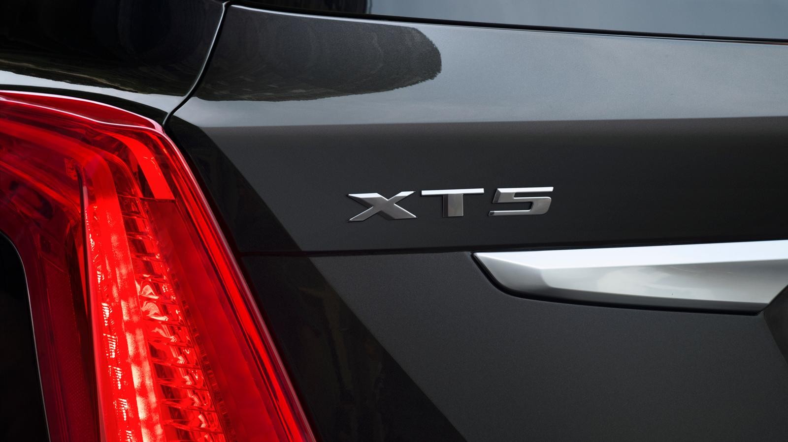 Contact LaFontaine Cadillac for Cadillac XT5 Battery Repair and Replacement
