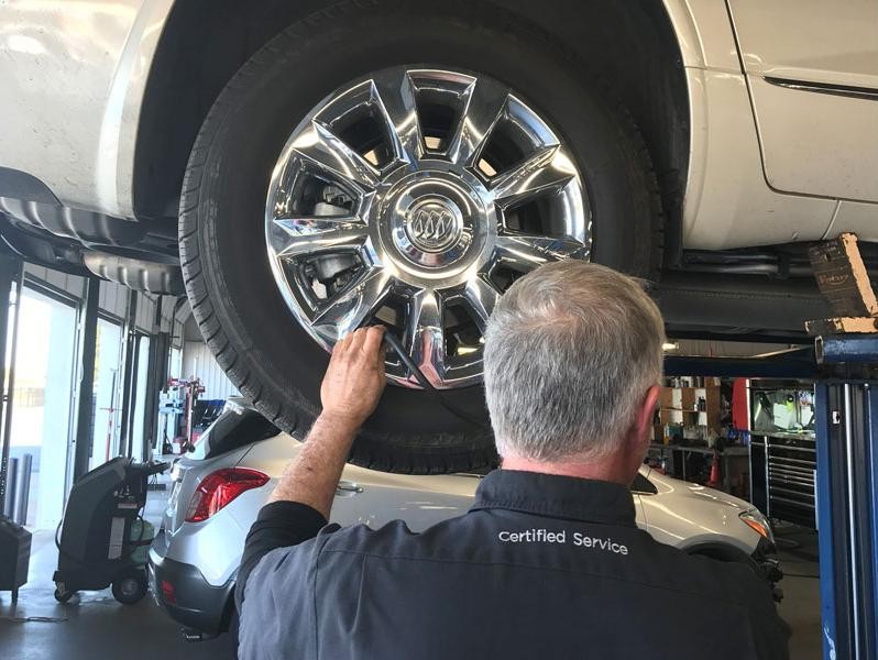 Tire technician at Donovan Auto & Truck Center