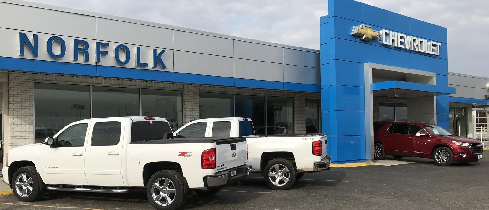 Chevrolet Dealership Exterior Image
